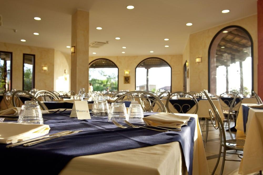Bv Borgo Del Principe Otel Zambrone Dış mekan fotoğraf