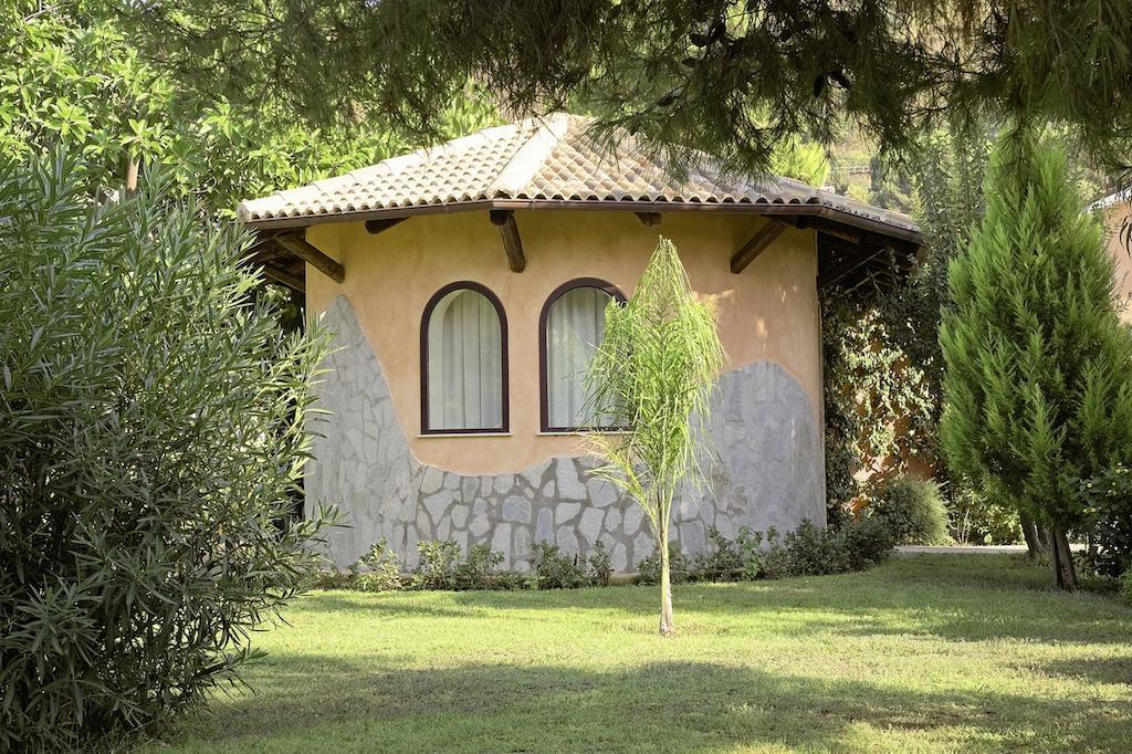 Bv Borgo Del Principe Otel Zambrone Dış mekan fotoğraf